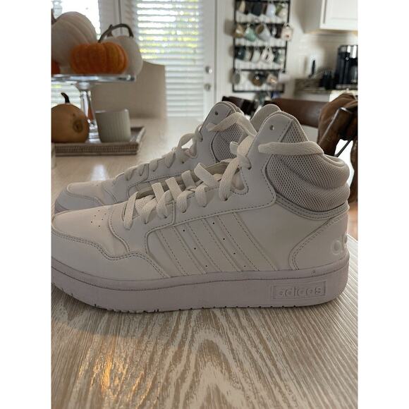 New Size 8 Women’s adidas Hoops 3.0 Mid White Dash Grey Classic shoes Basketball - Picture 4 of 6